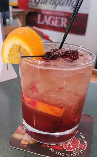 Oscars Bar and Grill